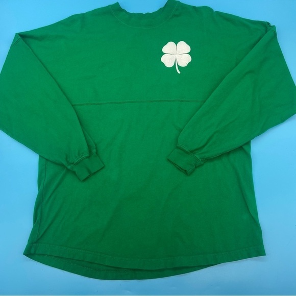 Venley Other - Venley SYRACUSE Green Long Sleeve Shirt with Shamrock Size